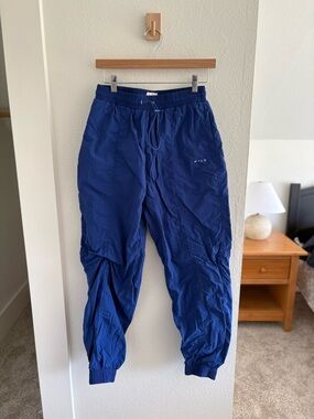 Wilo the label parachute pants size L
